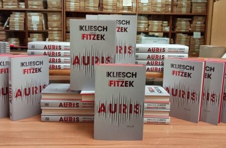 kniha auris sebastian fitzek