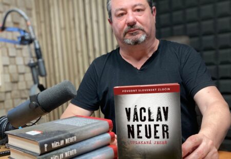 Václav Neuer Uplakaná jeseň mordparta
