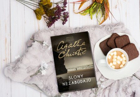 Slony nezabúdajú Agatha Christie Hercule Poirot