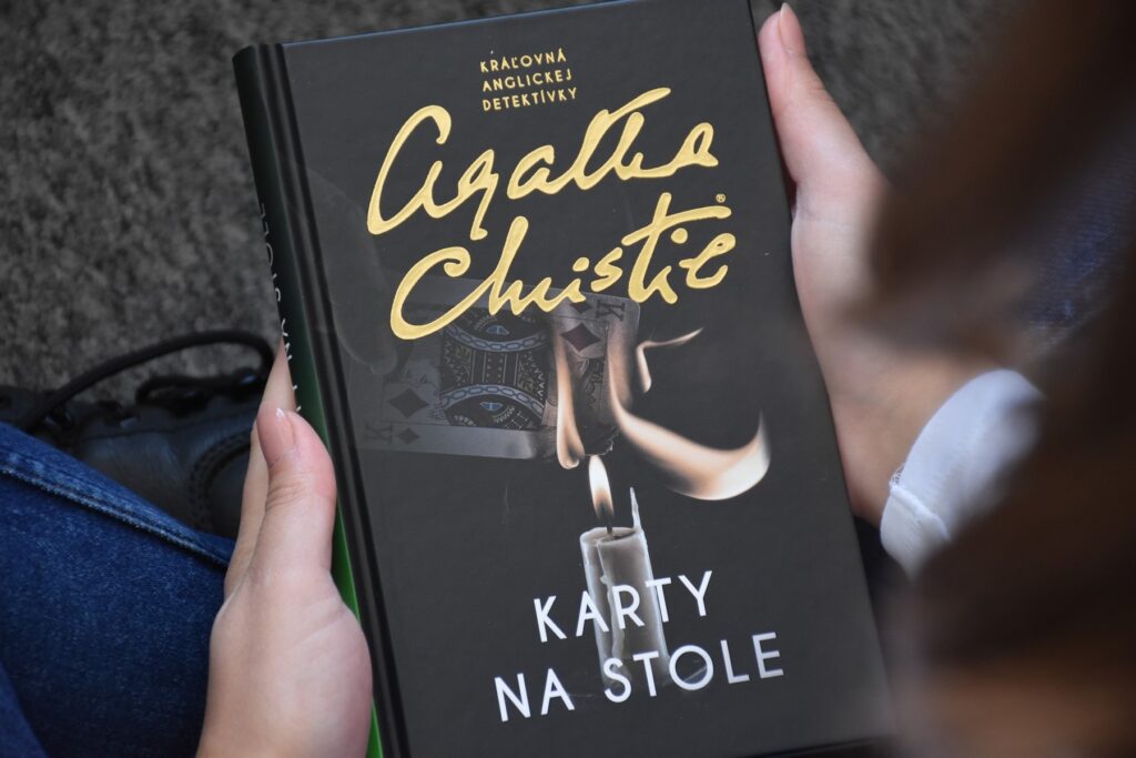 Karty na stole Agatha Christie