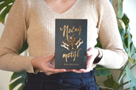 Nočný motýľ Nina Protušová