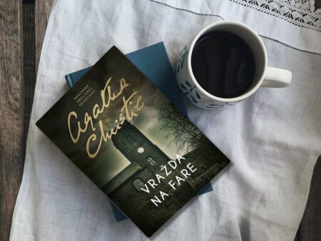 Vražda na fare Agatha Christie