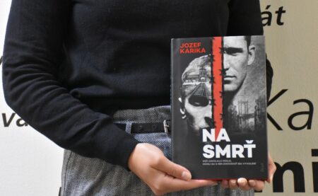 Prežije židovský gangster alebo nacistický esesák? Na smrť od Jozefa Kariku Na smrť Jozef Karika