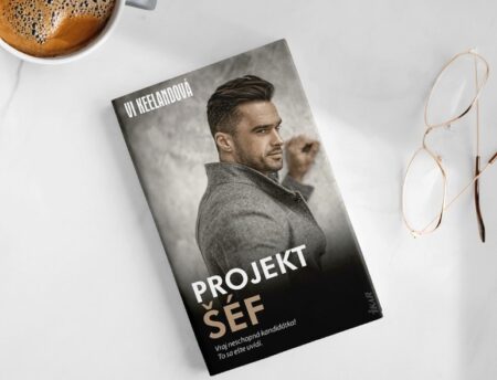 Rozhodne sa zabojovať a svoje ťaženie nazvala Projekt šéf! Vi Keeland Projekt šéf